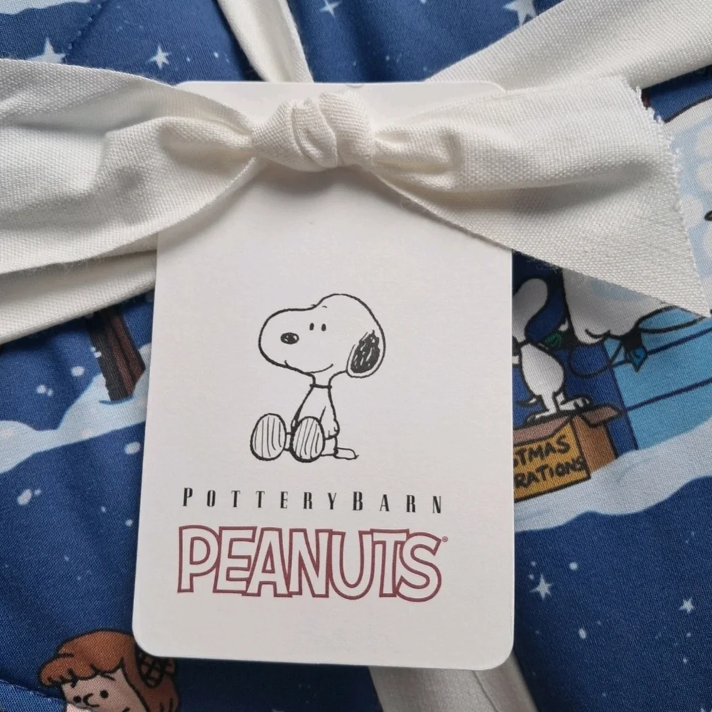 Pottery Barn Charlie Brown Christmas Comforter King Cal King NEW Peanuts Holiday